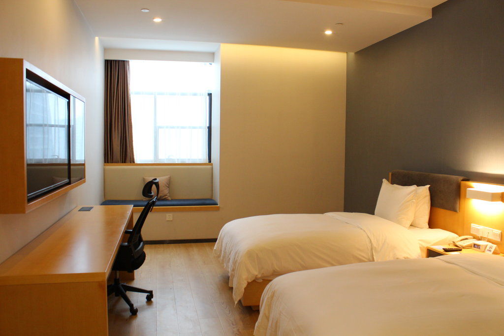 Holiday Inn Express - Jinan Exhibition Center, An Ihg Hotel Exterior photo
