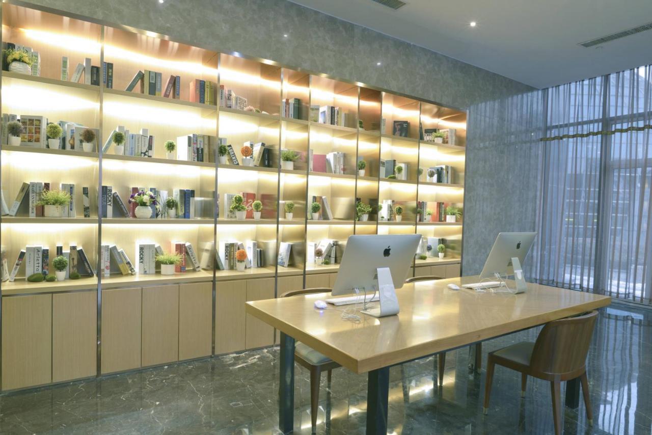 Holiday Inn Express - Jinan Exhibition Center, An Ihg Hotel Exterior photo